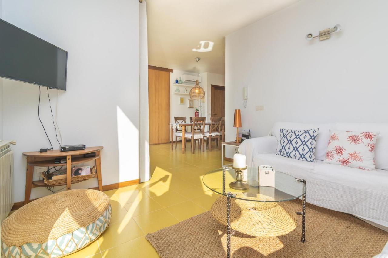 Mirella Apartment Port de Pollenca Bagian luar foto